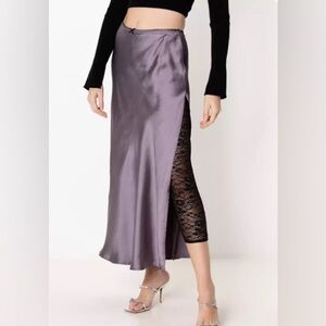 ZARA Decorative bow detailed midi skirt with satin finish size small